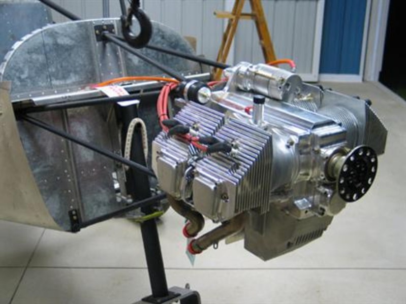 165_Engine_On_Mount_1.jpg