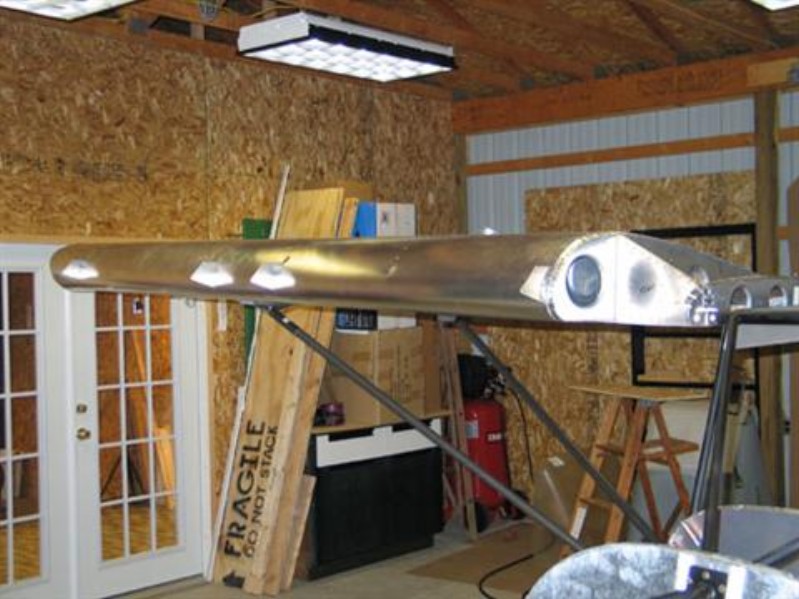 191_RWing_Mounted_1.jpg
