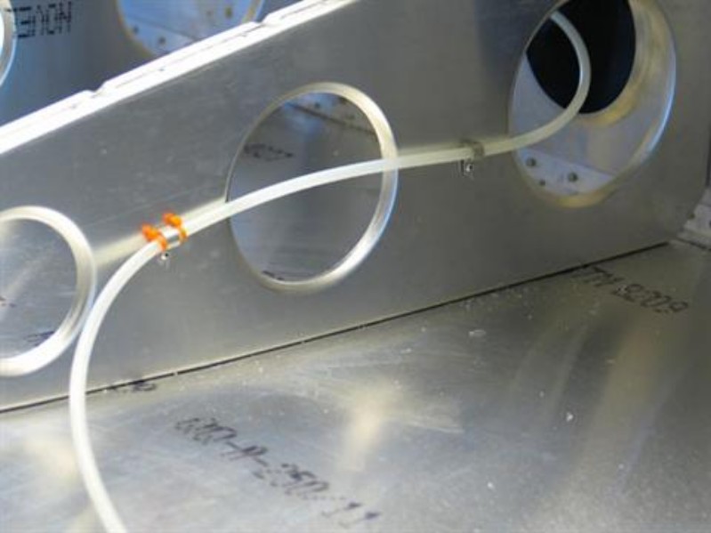 211_LW_Pitot_Tubing_1.jpg
