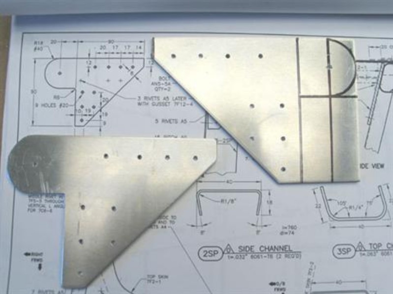 040_Building_Wing_Brackets.jpg