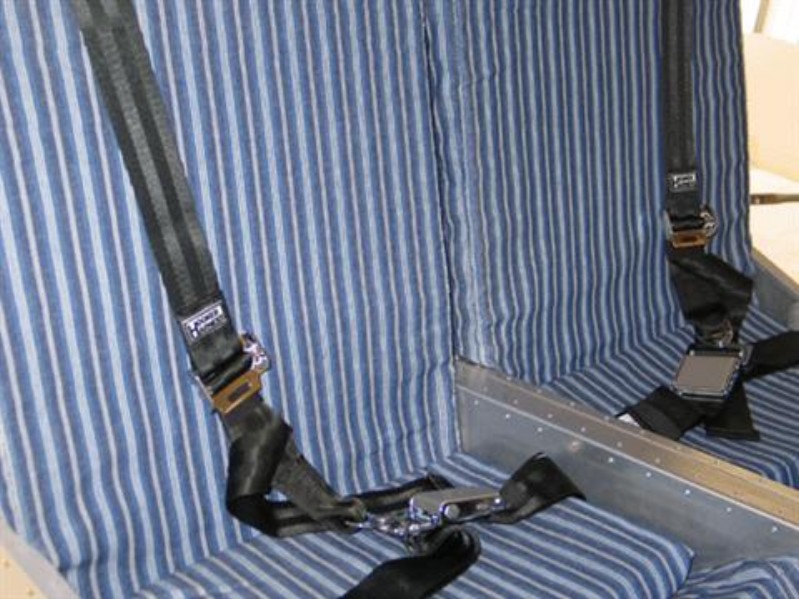520_Seat_Belts_4.jpg